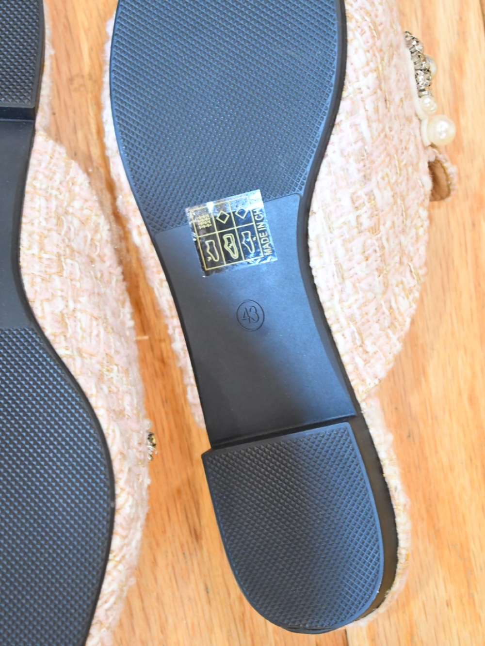 Pink Tweed Pointed-Toe Slip-On Flat Mule Slides Pearl/Jeweled Embellished - Picture 5 of 5